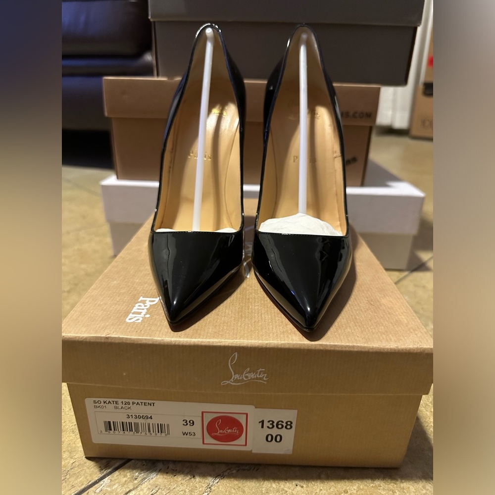 Christian Louboutin So Kate 120 (Patent)